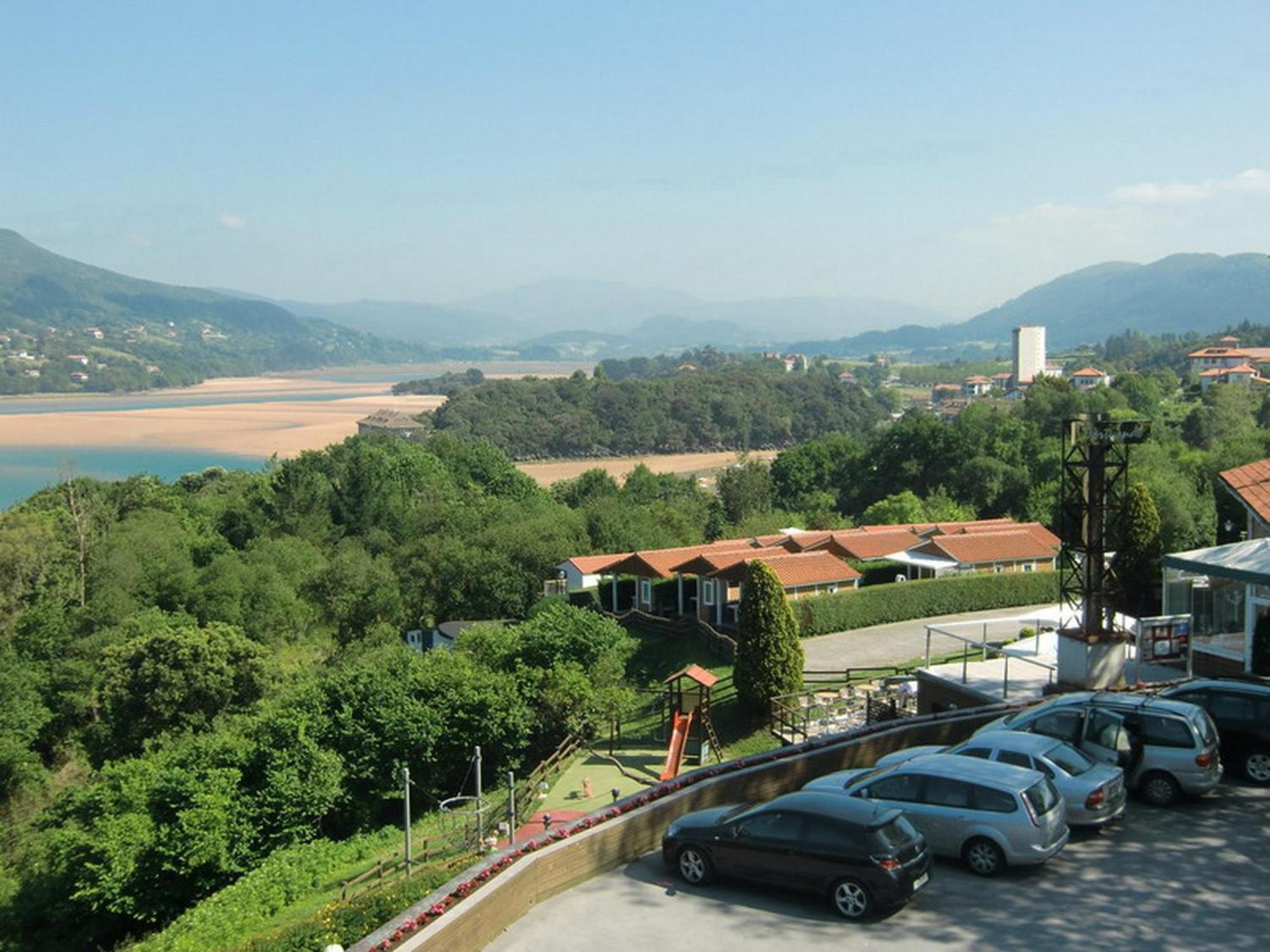 Bungalows Portuondo Parking Gratuito Mundaka Exterior foto