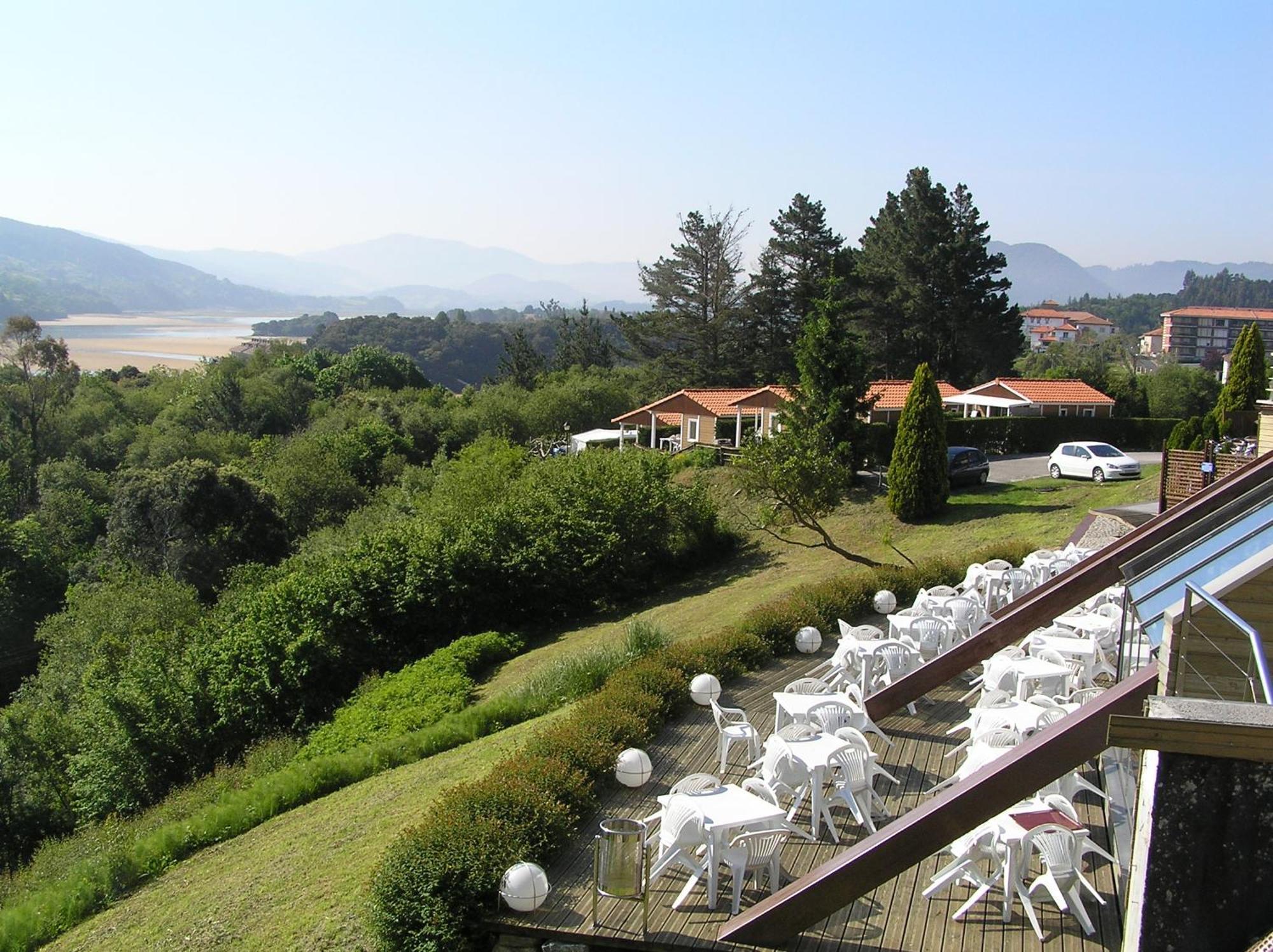 Bungalows Portuondo Parking Gratuito Mundaka Exterior foto